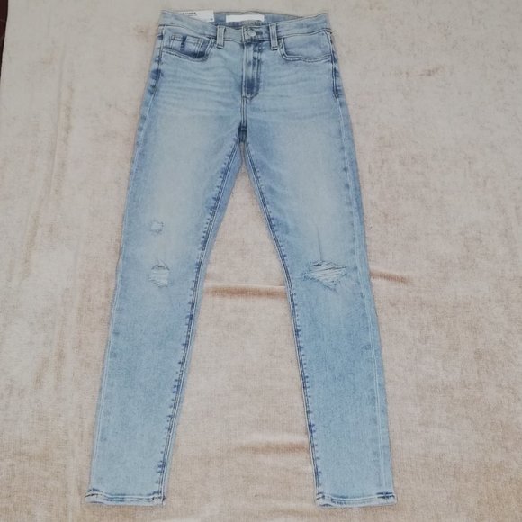 Joe's Jeans Denim - Joe's Jeans The Charlie High Rise Skinny Crop Light Wash Size 26 New with Tags